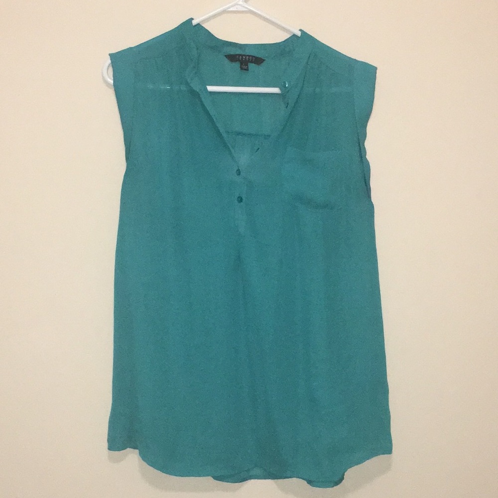 JCPenney Blouse - Few Snags but good condition